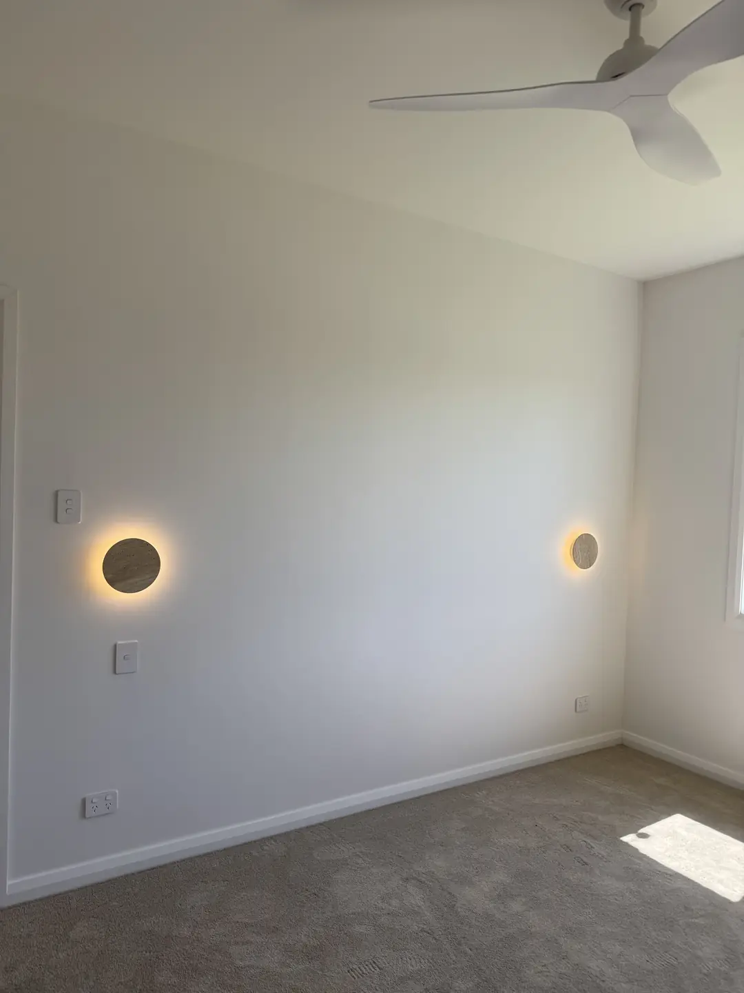 Smoke alarm installed to Australian standards